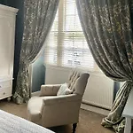 Bed & Breakfast Old Daltongate House
