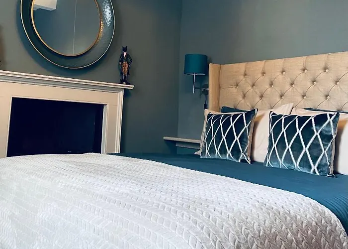 Old Daltongate House Bed & Breakfast Ulverston