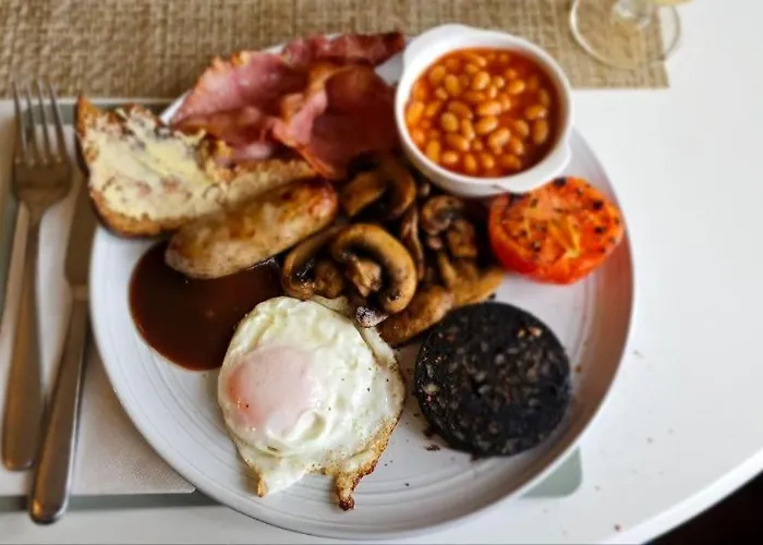 Bed & Breakfast Old Daltongate House 3*