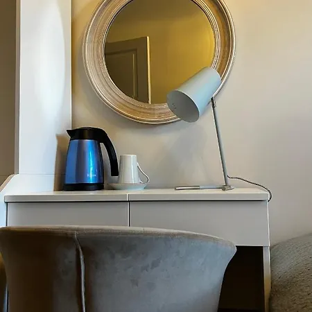 Old Daltongate House 3*